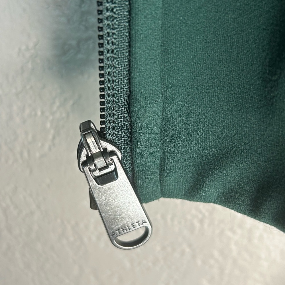 Athleta Salutation Full Zip Jacket Stretch Green … - image 6